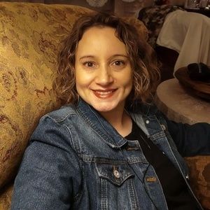 Meet your Posher, Rhea